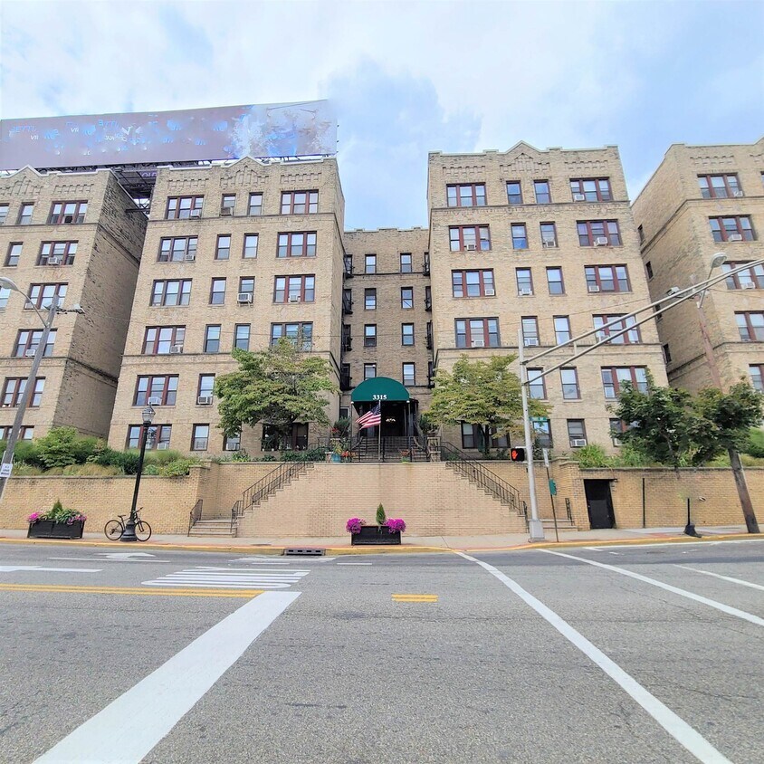 3315 Pleasant Ave Unit 301, Union City, NJ 07087 Condo for Rent in Union City, NJ