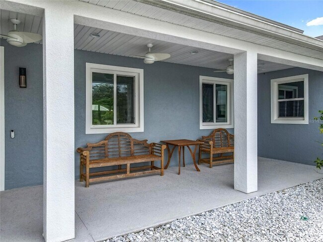 Foto del edificio - 10224 South Bay Lake Rd