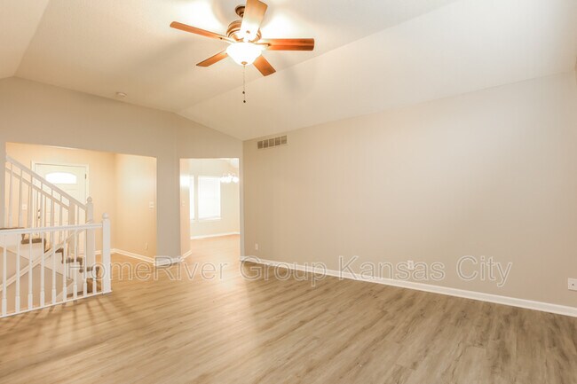 Building Photo - 312 Ghost Creek Ln