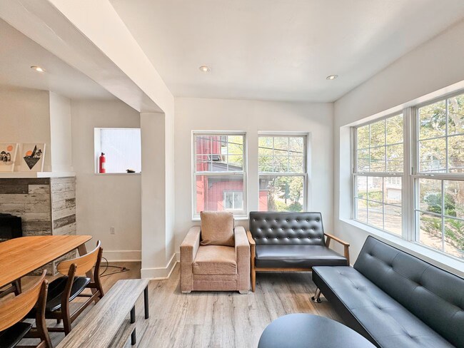 Foto del edificio - 5834 Phillips Ave