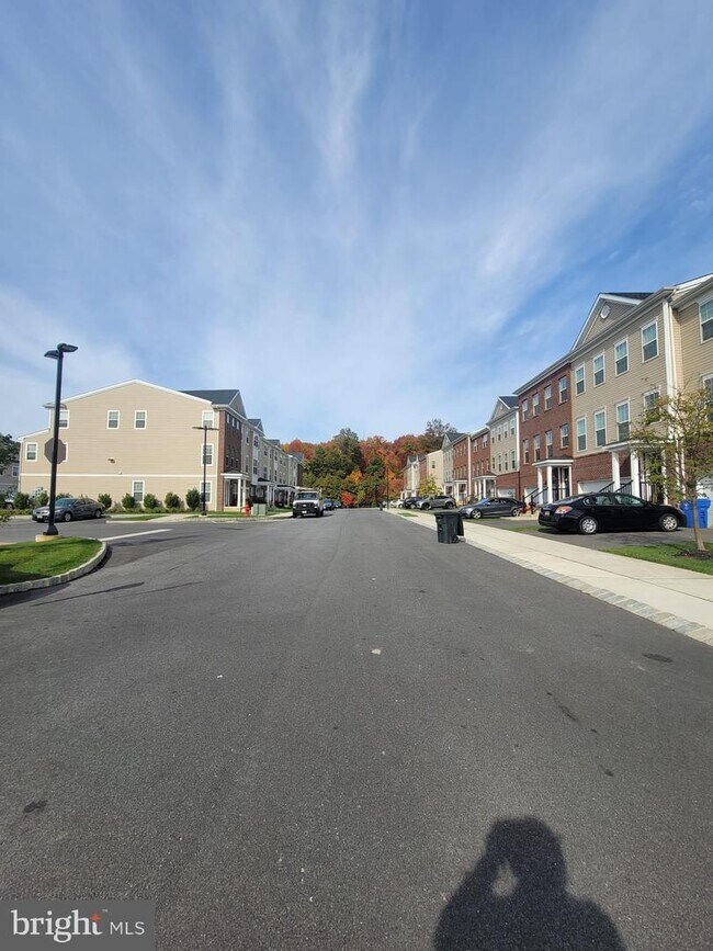 4 Kramer Ct, FLORENCE, NJ 08518 Townhouse for Rent in FLORENCE, NJ