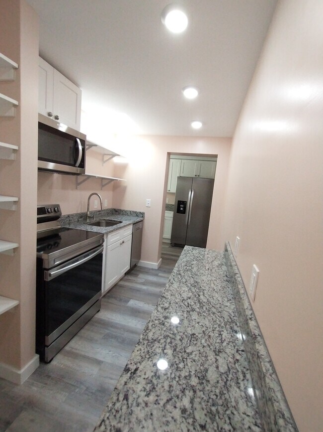 Foto del edificio - 135 NW Shannon Ave