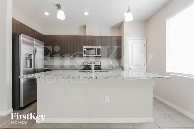 Foto del edificio - 2153 Littlefield Ln