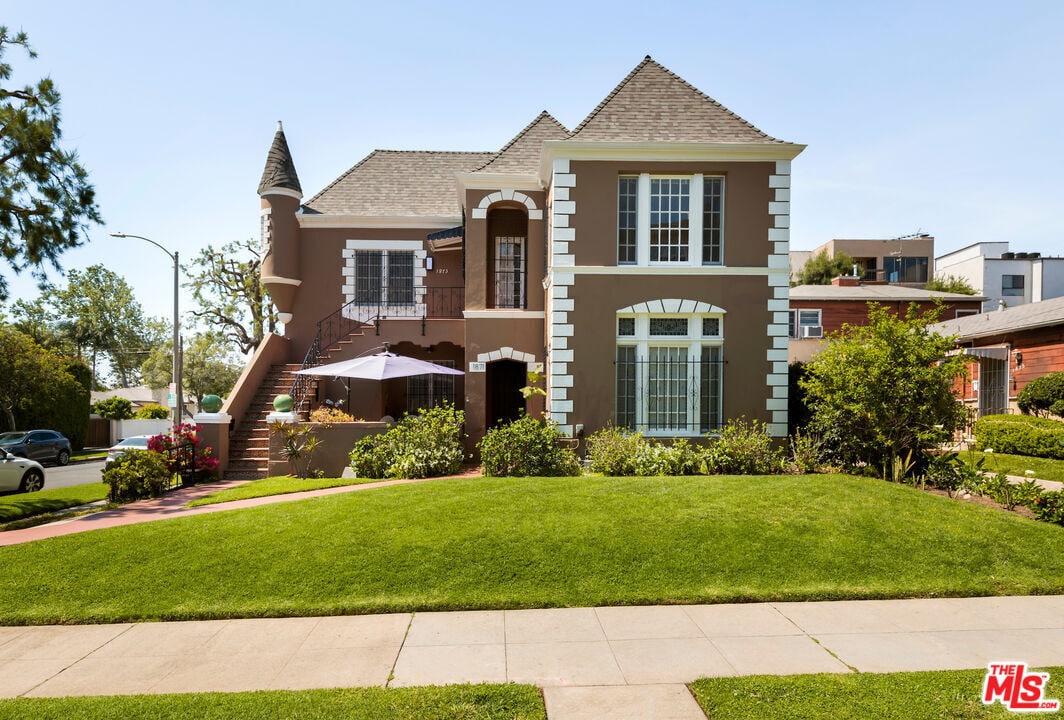 Primary Photo - 1873 Midvale Ave