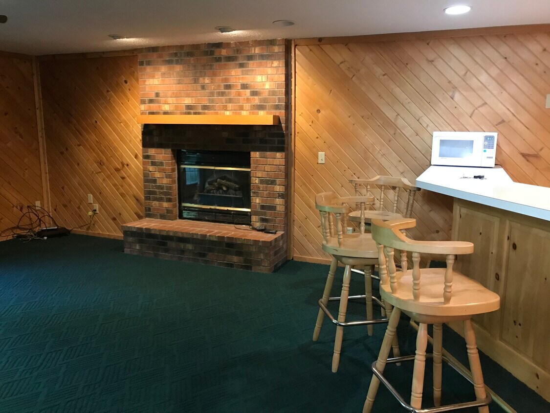 1003 Ridgehaven Cir Unit LL, Buffalo, MN 55313 Room for Rent in