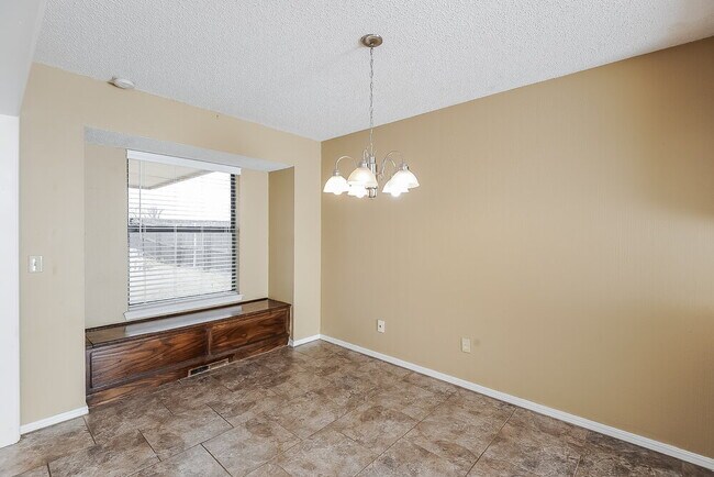 Foto del edificio - 4109 Windward Way