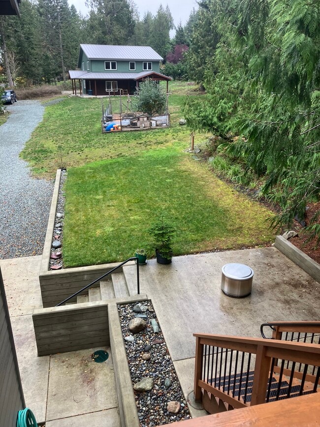 Foto del edificio - 3764 Biz Point Rd