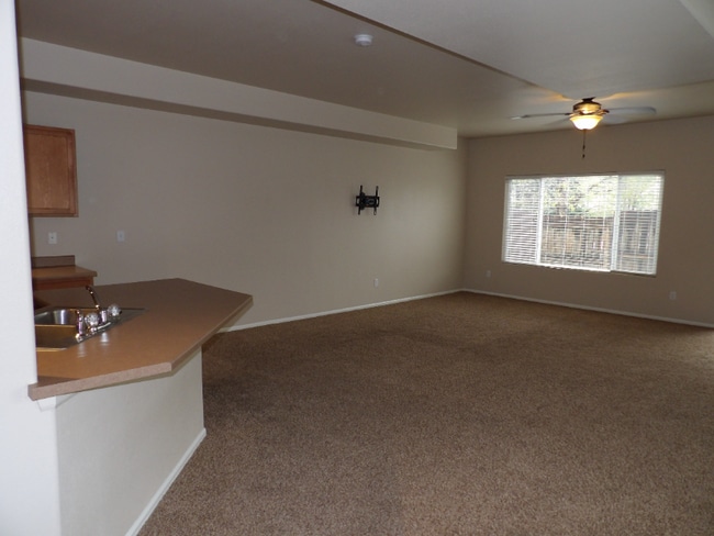 Photo - 802 Red Thistle View Townhome