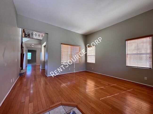 Foto del edificio - 28479 Falcon Crest Dr