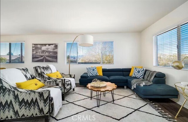Foto del edificio - 7070 Rubidoux Ave