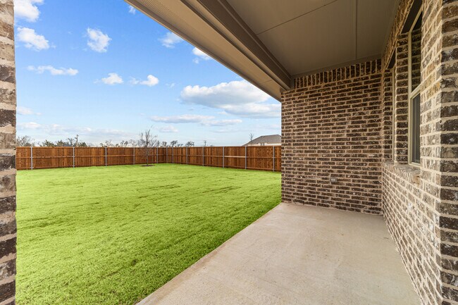 Building Photo - 512 Sunflower Trl
