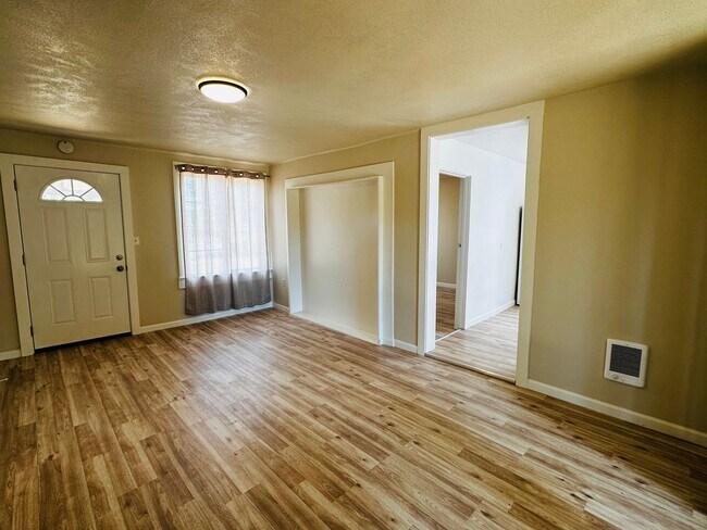 Building Photo - Large Corner Property