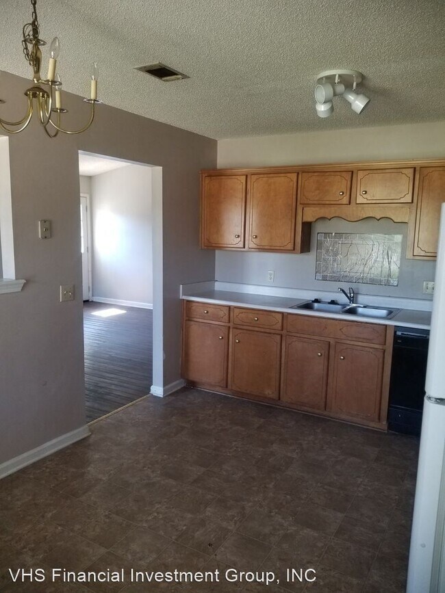 Building Photo - 3 br, 2 bath House - 864 Lyndsi Lane