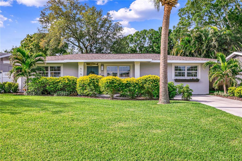 Foto principal - 616 42nd Ave NE