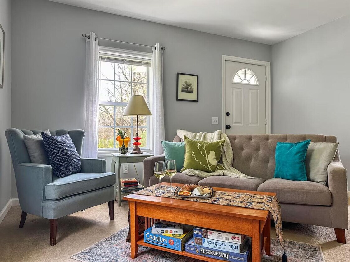 Foto principal - 1003 Benton St