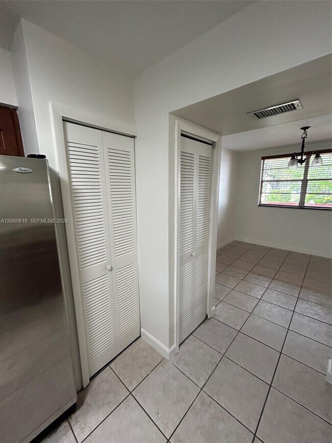 Foto del edificio - 9224 SW 4th Terrace