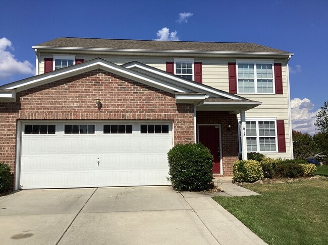 Building Photo - 1018 Skillbeck Rd