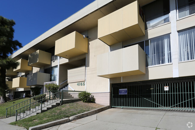 Building Photo - 4165 W Slauson Ave