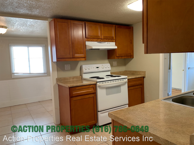 Building Photo - 2 br, 1 bath House - 240 Grape Street Unit A