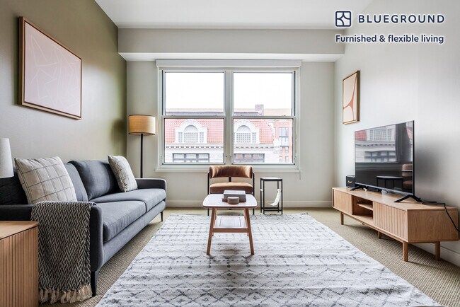 Building Photo - 420 7th St NW