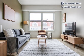 Building Photo - 420 7th St NW