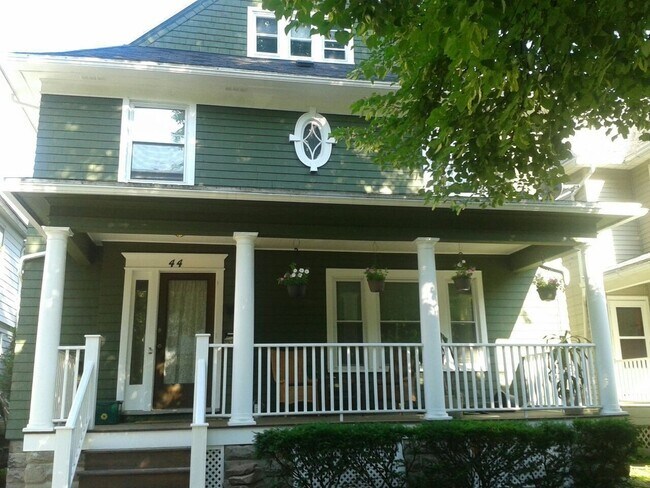 Foto del edificio - 44 Shepard St