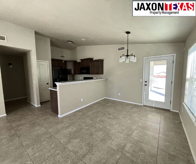 Foto del edificio - 5938 Megan St