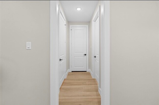 Foto del edificio - 2610 Piemonte Ave