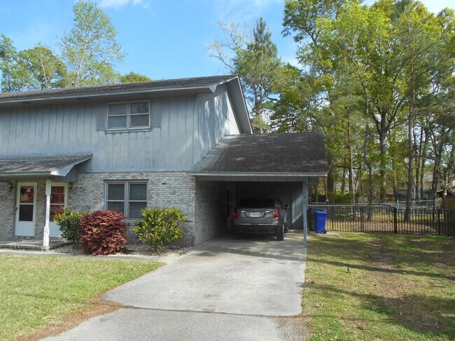 Foto del edificio - 411 S Poplar Dr