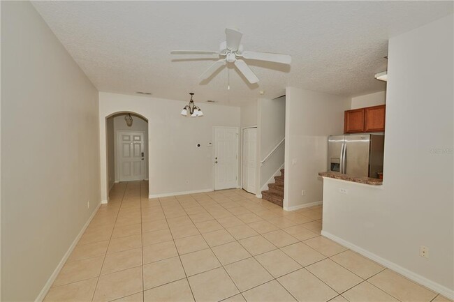 Building Photo - 2730 Retreat View Cir