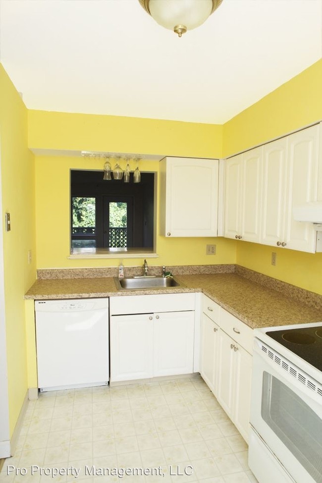 Building Photo - 1423 Quinnipiac Ave