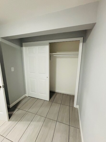 Foto del edificio - 75 McLoughlin St