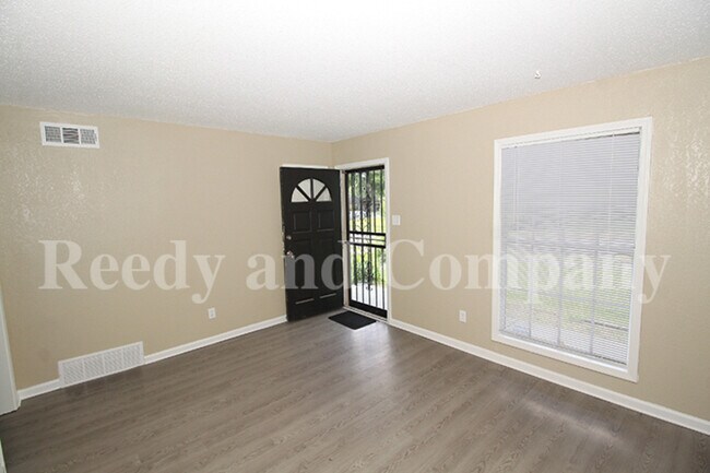 Building Photo - 3096 Claudette Rd