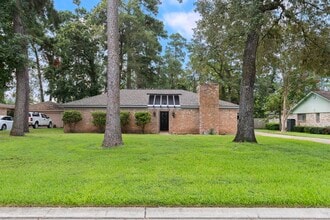 Building Photo - 623 Hickory Ridge Dr