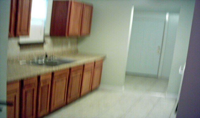 Foto del edificio - 1710 Callahan St