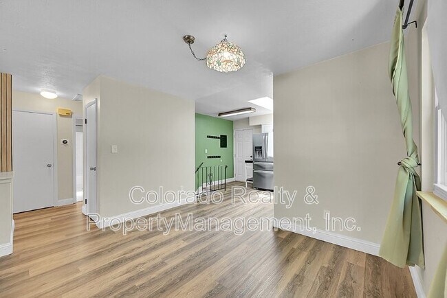 Building Photo - 1252 Cree Dr