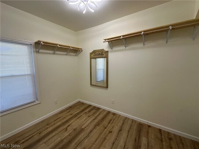 Foto del edificio - 119 Shields Rd