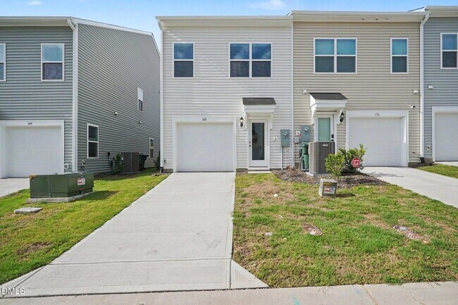 Building Photo - 140 Silver Fir Ln