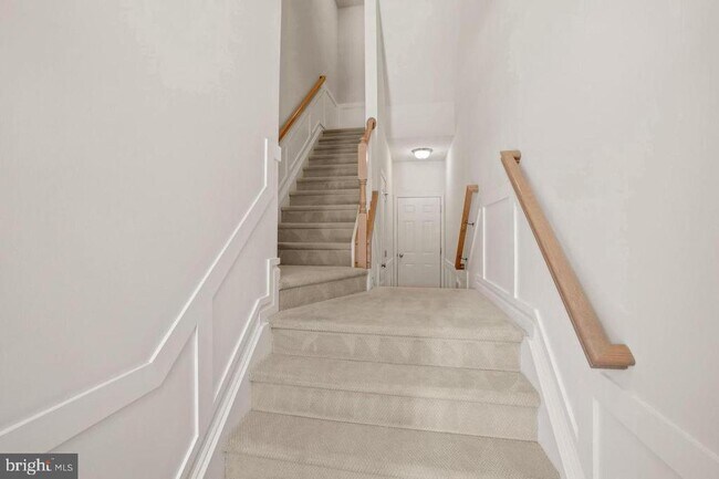 Foto del edificio - 43144 Thoroughfare Gap Terrace