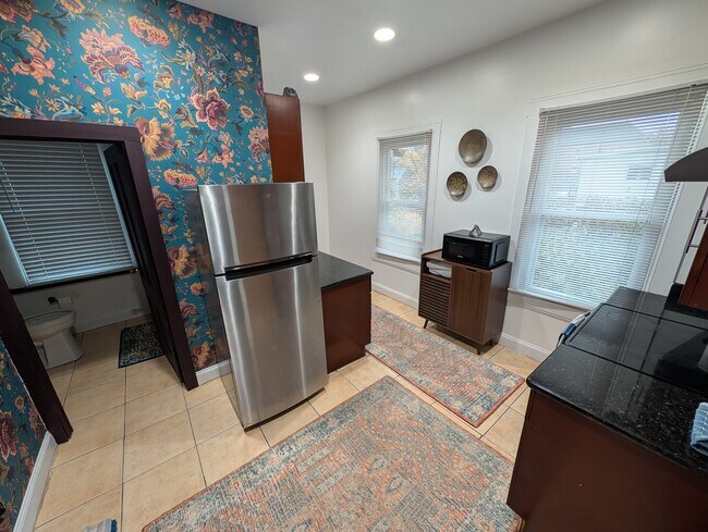 Foto del edificio - 838 S High St