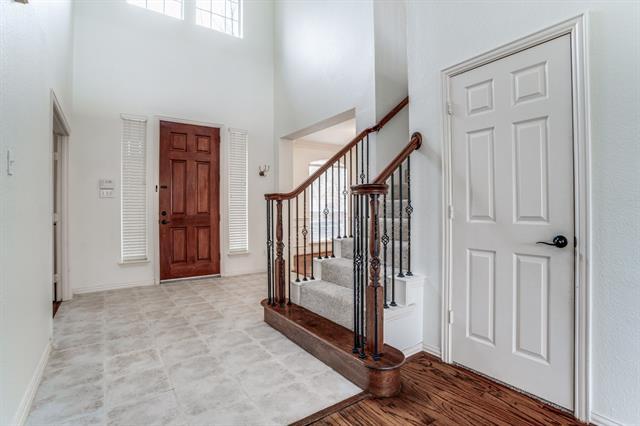 Building Photo - 1512 Westmont Dr