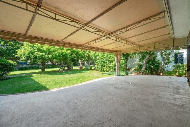 Building Photo - 3 Ocean Ln