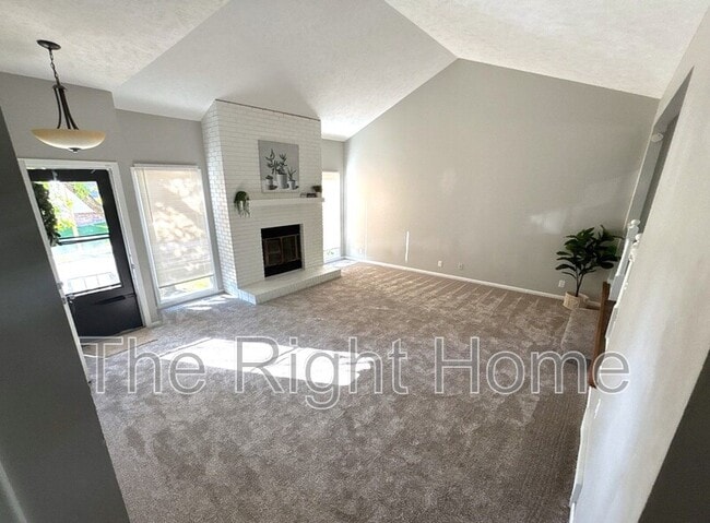 Photo - 6323 N 112th Cir House