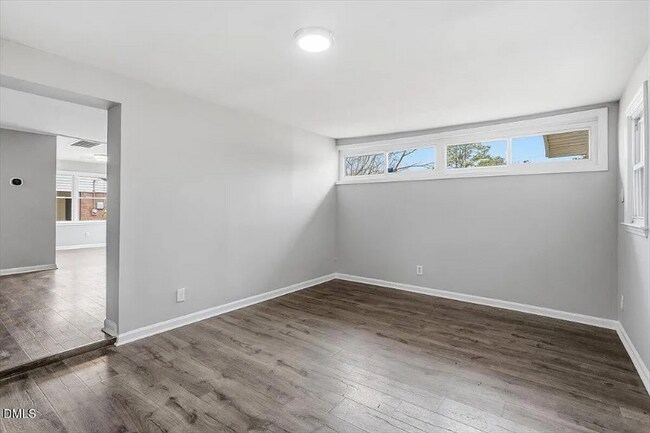 Foto del edificio - 1312 Clermont Rd