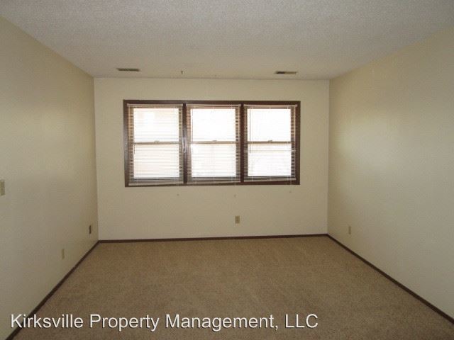 Foto del edificio - 308 E Missouri St