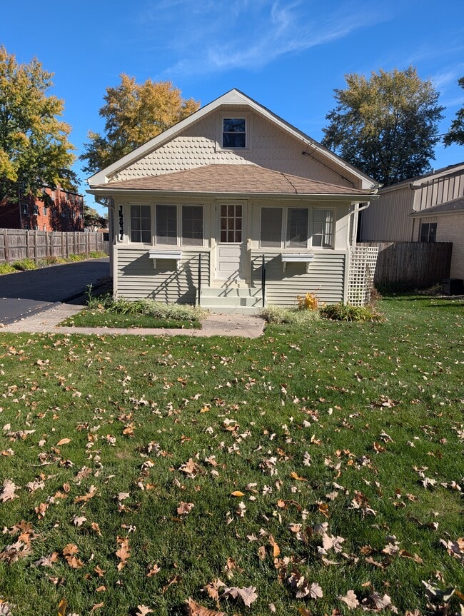 Building Photo - 14837 Keating Ave