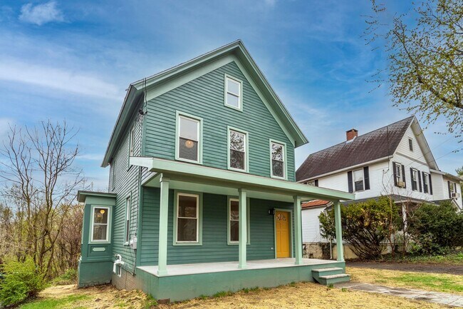 Foto del edificio - 250 W Chestnut St