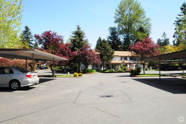 Foto del edificio - Kingswood Townhomes