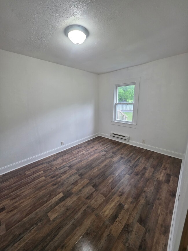 Building Photo - 54 Single St
