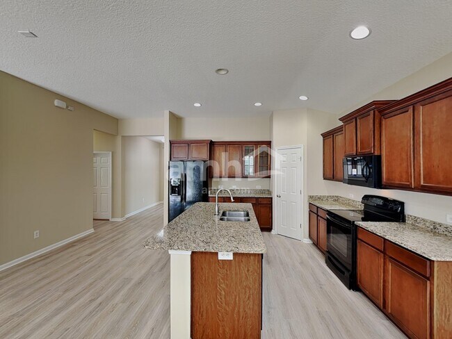 Foto del edificio - 95501 Sonoma Dr